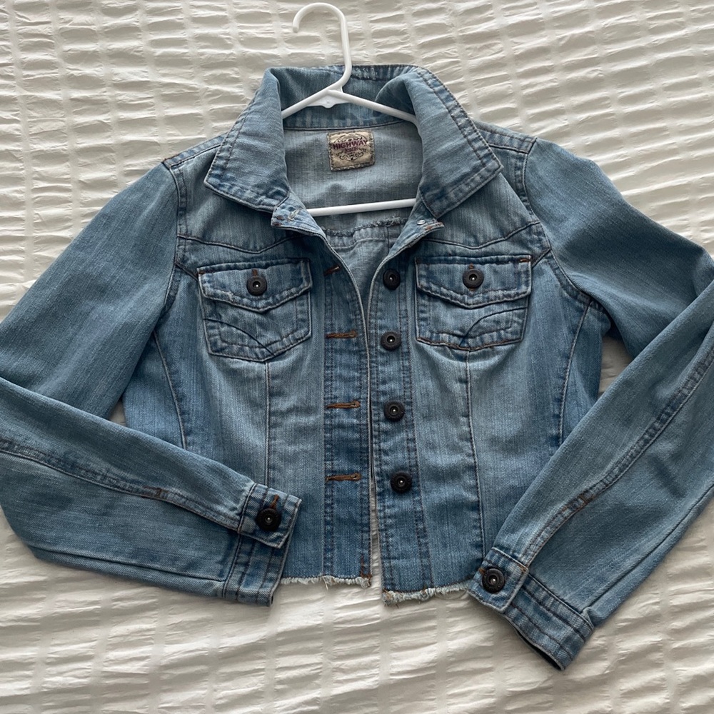 Vintage cropped jean jacket